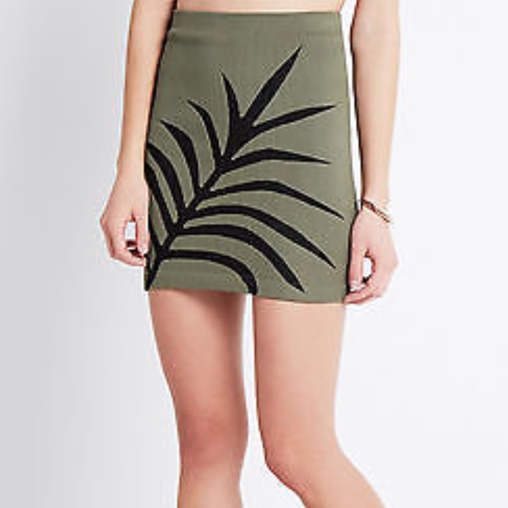 NWT! BCBGeneration Olive Skirt